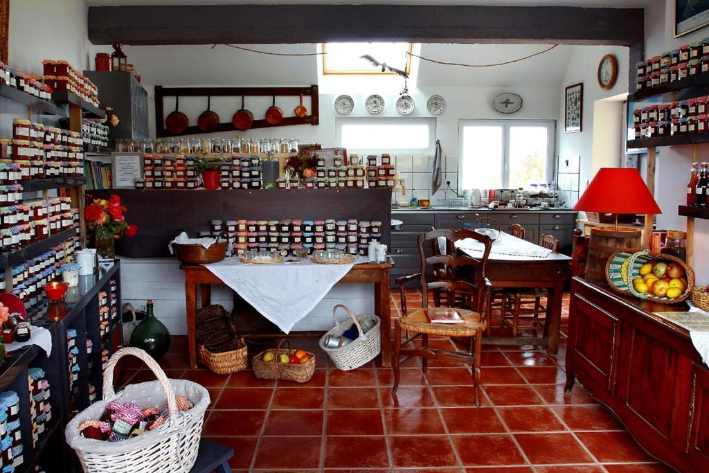 Gite Des Confitures A Lanveoc-Crozon Exterior photo